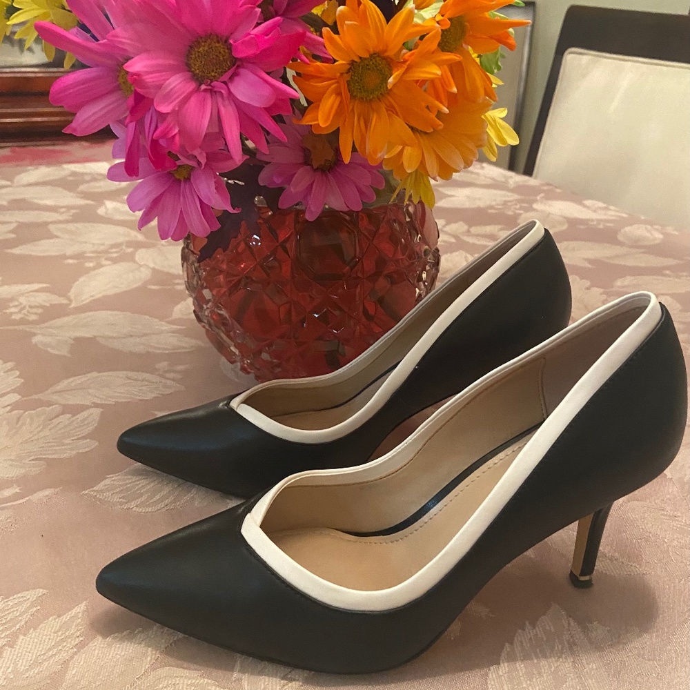 White House Black Market Black with White Trim Heels